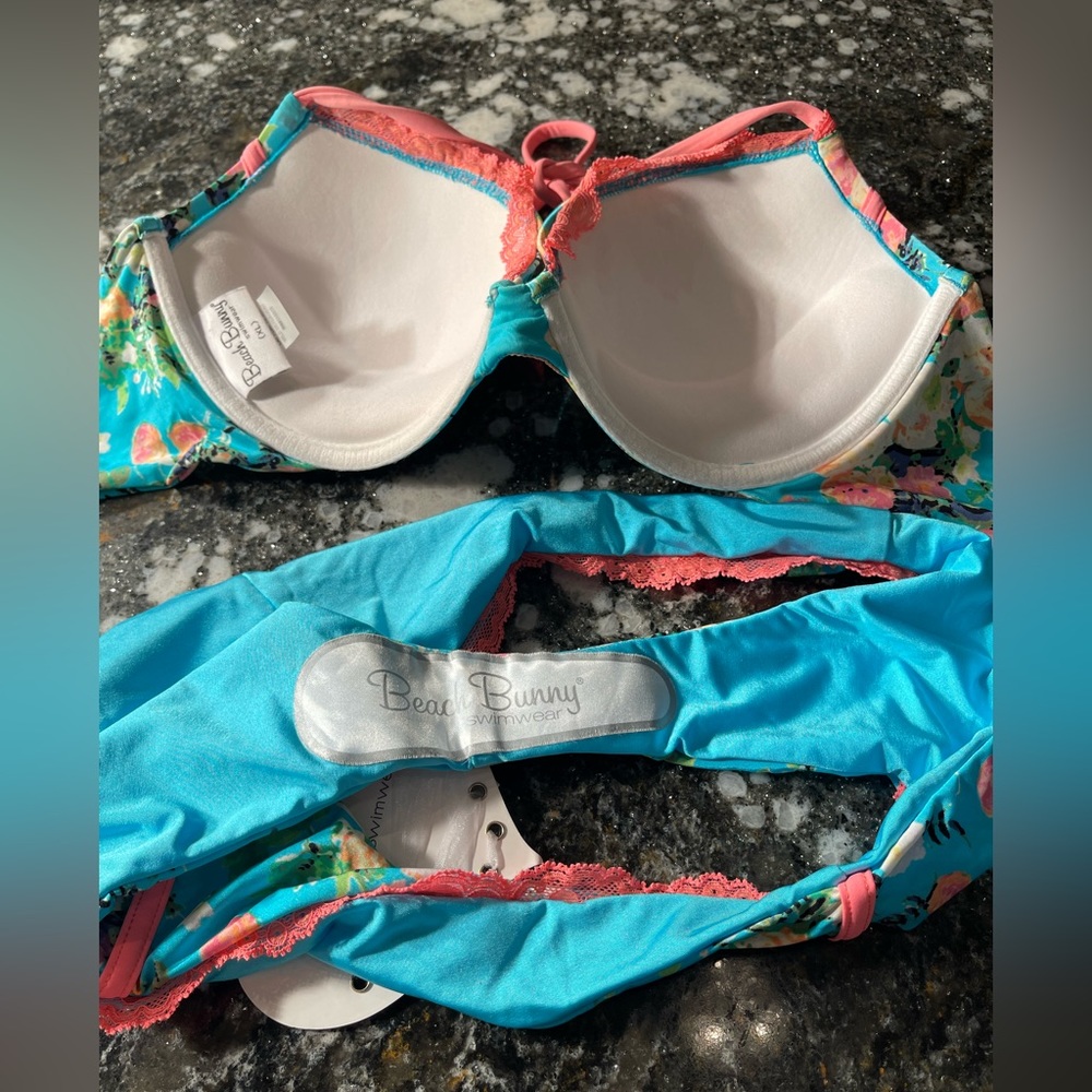 NWT and liner beach bunny bikini Bahama Mama XL set …Rare 💎 - Picture 13 of 13